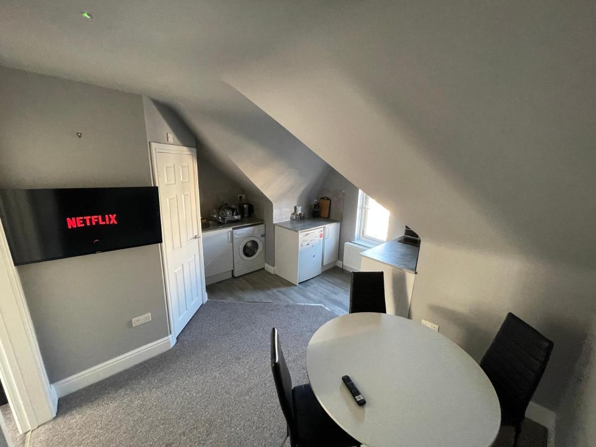 Apartament Luton Short Term Lets - Cardiff Road Zewnętrze zdjęcie